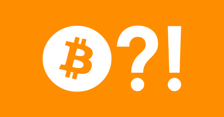Bitcoin Logo mit Fragezeichen und Ausrufezeichen dahinter